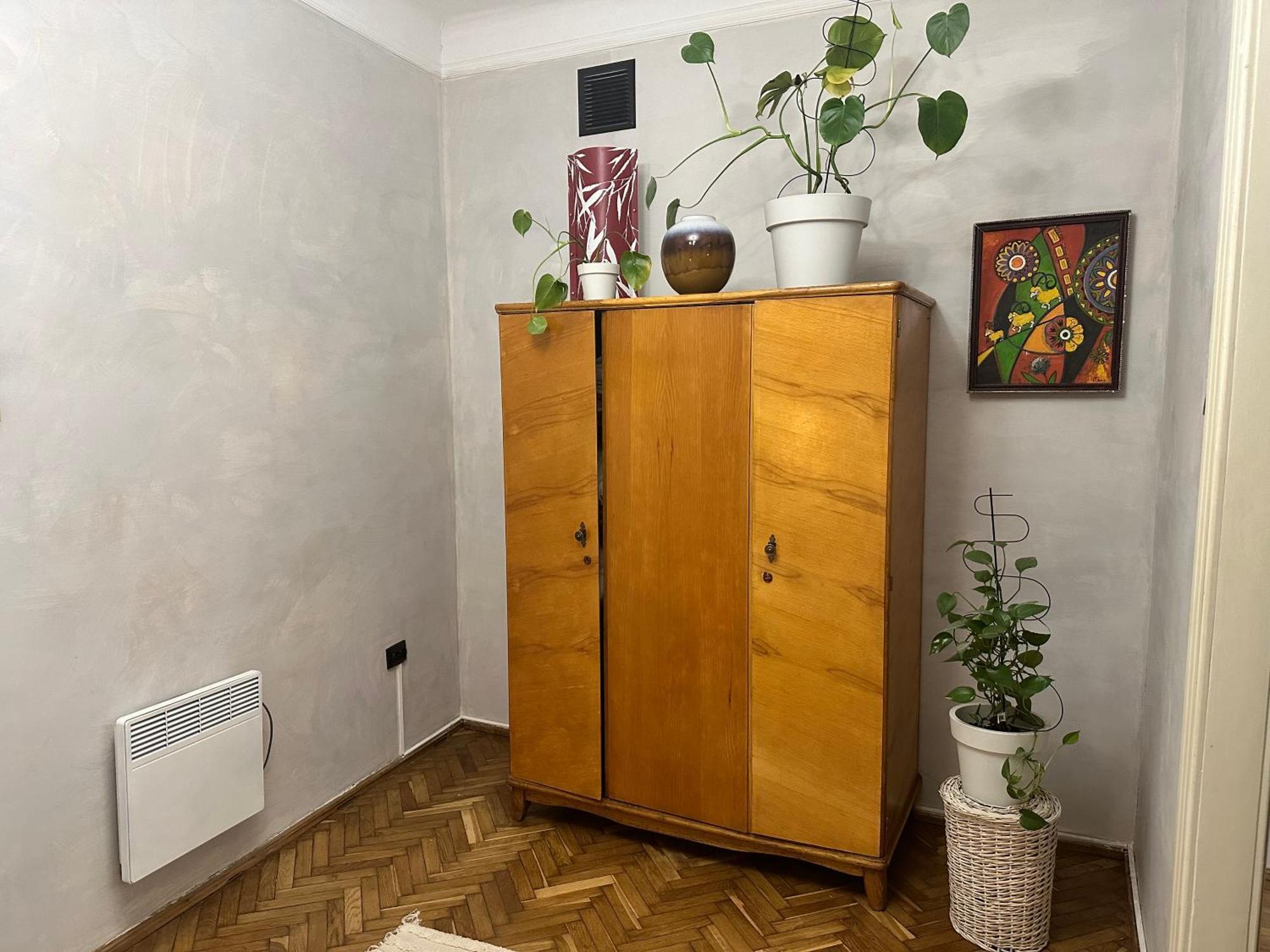 Art Apartment On Kylisha Str Lviv Bagian luar foto